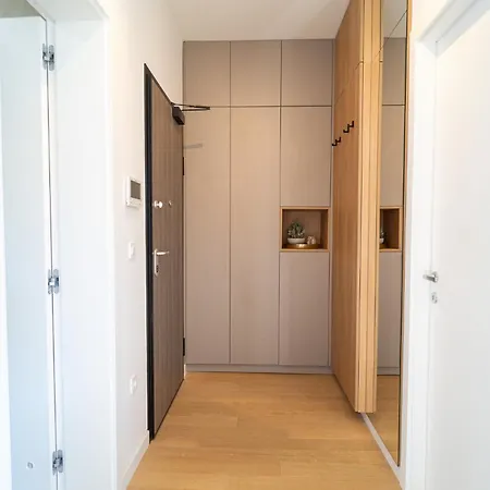 דירה South&west By Belmont Realty זאדאר