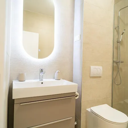 דירה South&west By Belmont Realty *