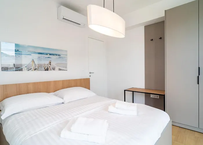 South&west By Belmont Realty * Zadar