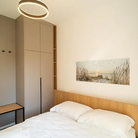 South&west By Belmont Realty Apartament *